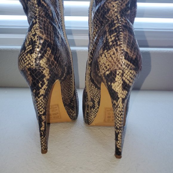 Snakeskin Knee High Boots, 7.5 - Picture 3 of 4